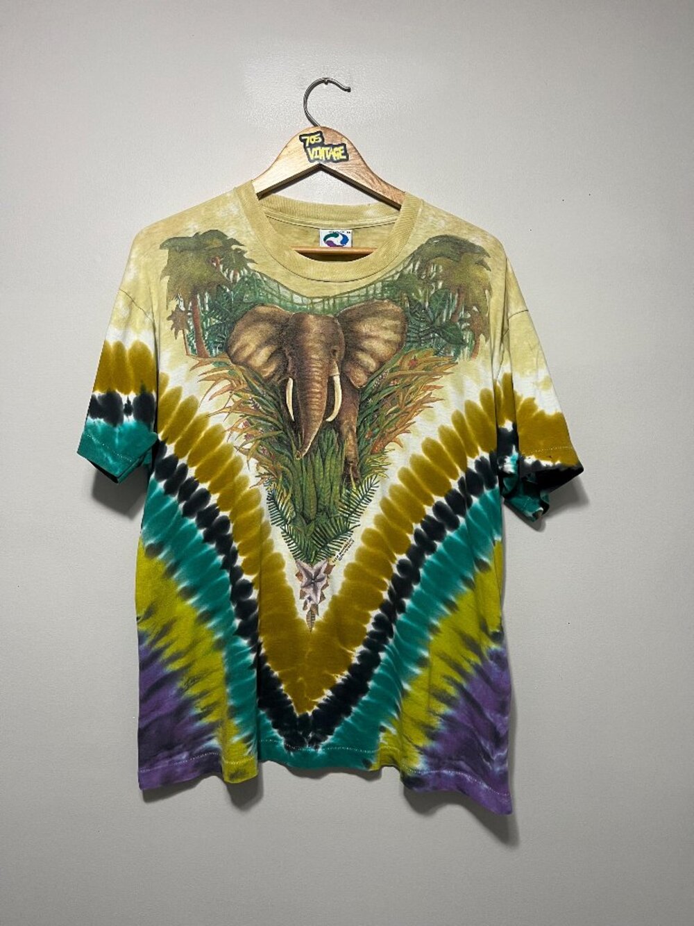 Vintage Elephant Jungle Liquid Blue T-shirt